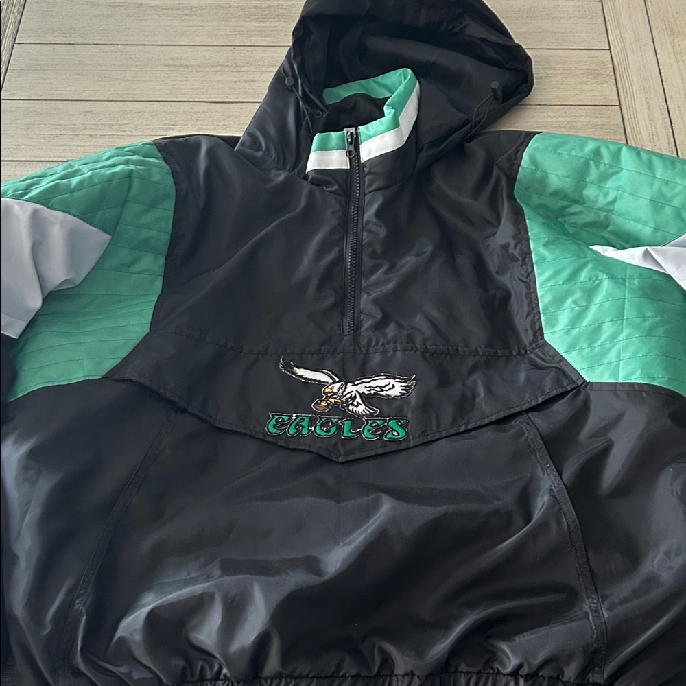 YOUTH XL Black and Green Eagles Hooded Jacket